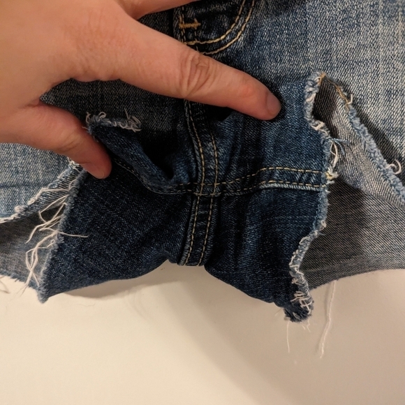Hollister High Rise Short-Short Cut Off Jean Shorts Sz 3/26 - Picture 3 of 7